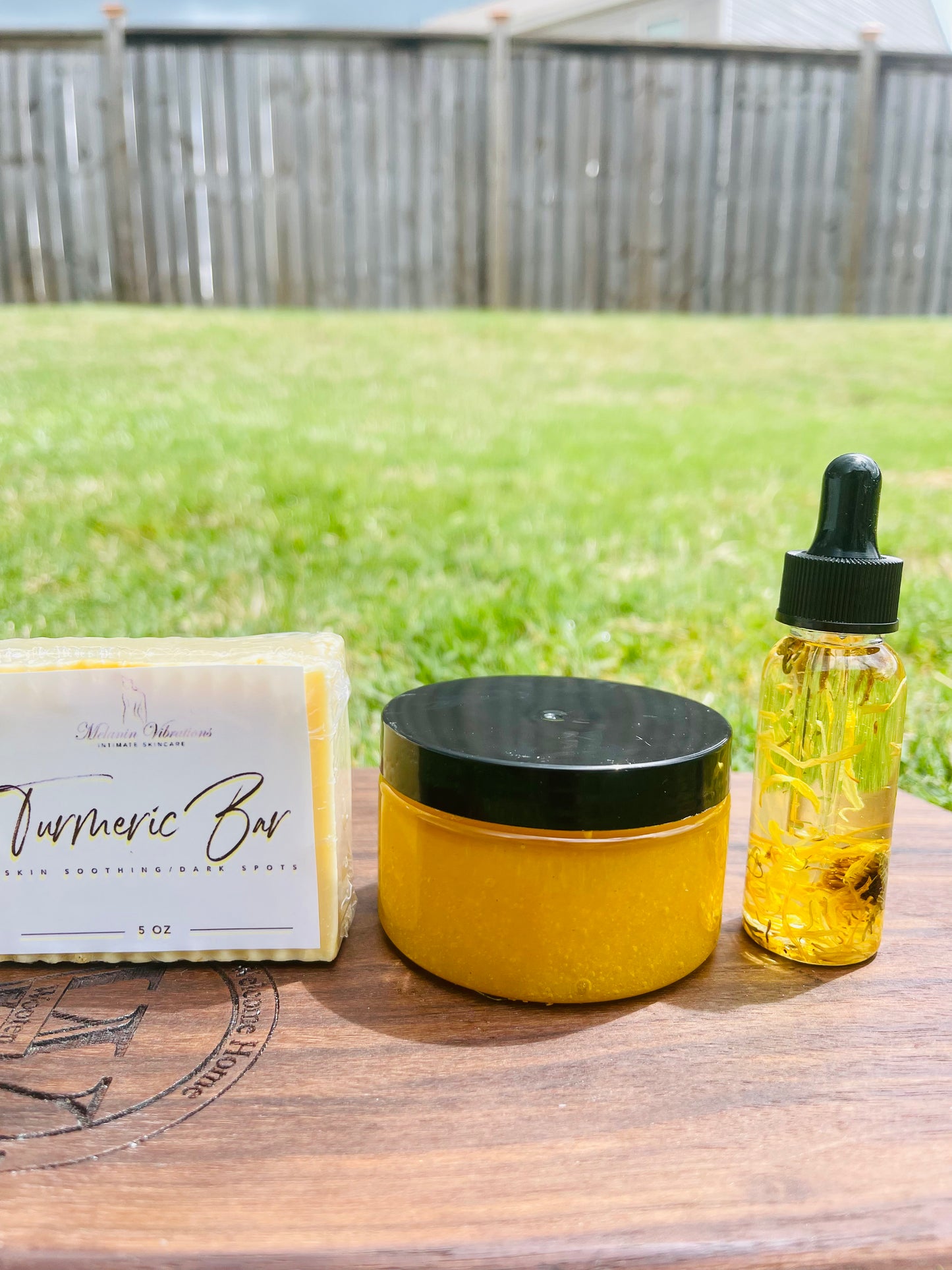 Turmeric Exfoliate, Heal & Glow kit Gift Set